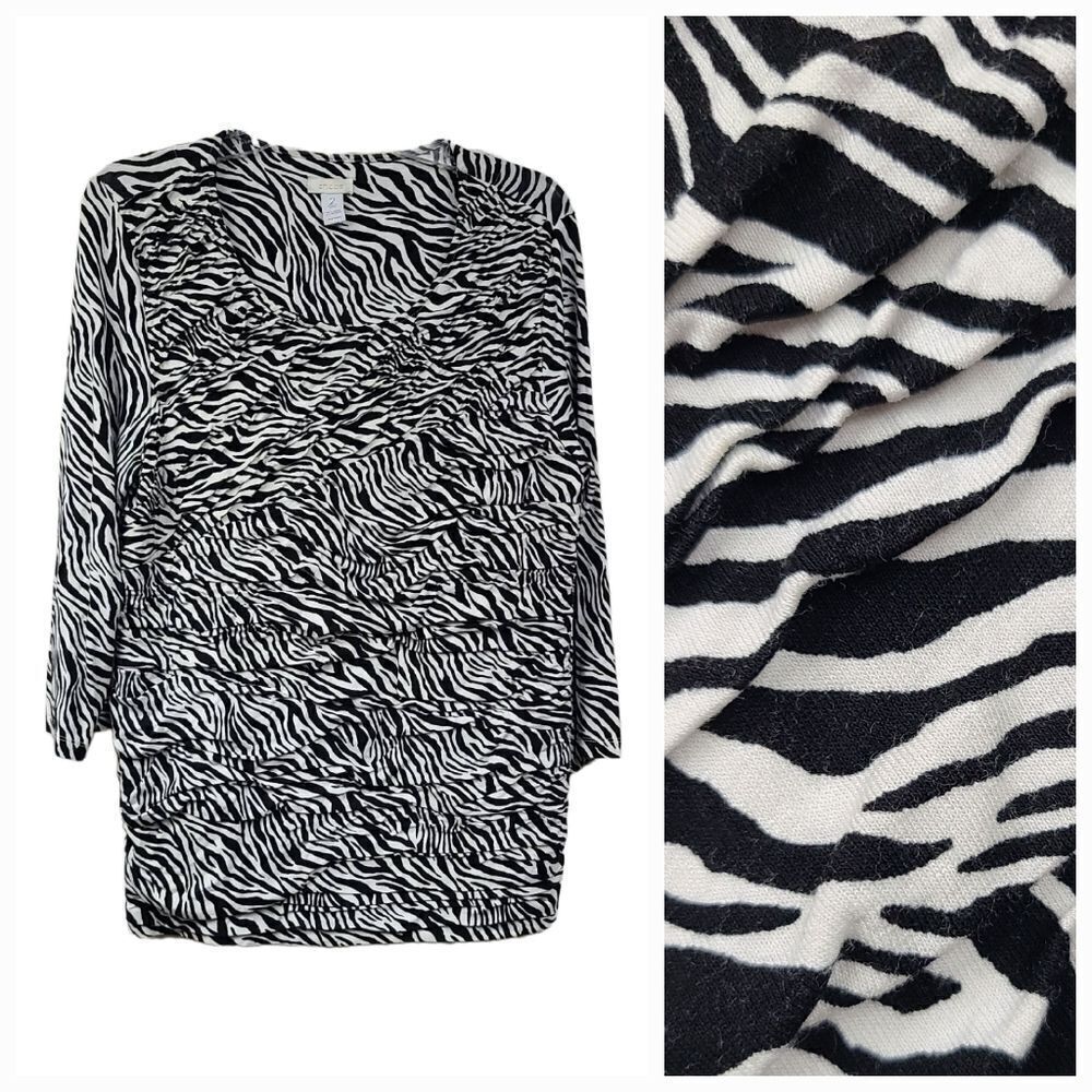 Chico's Zebra Print Ruched Stretch Knit 3/4 Sleeve Top Black White Size 2 Blouse - Picture 2 of 8
